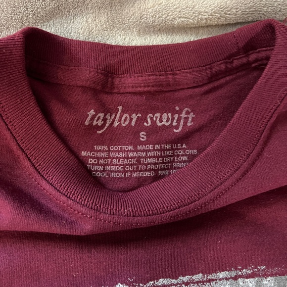 Taylor Swift folklore In The Trees Long Sleeve Crop Top Maroon Purple Shirt - Picture 8 of 10